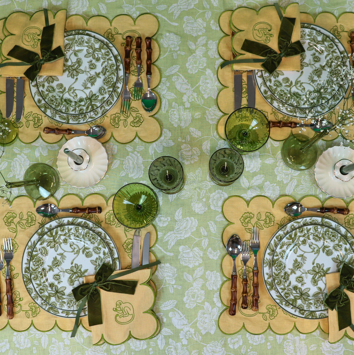 Nappe en lin Eden Flora Parlour en vert et blanc