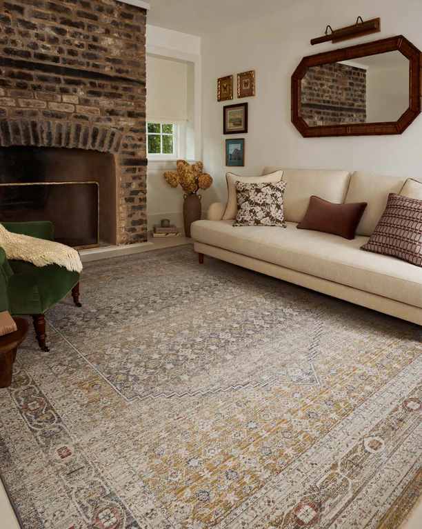 Tapis Ida Chris Loves Julia x Loloi en pierre/or